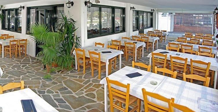 Hotel Helios Paralía Exterior foto